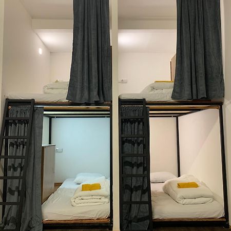 Spanglish Hostel Benidorm Ngoại thất bức ảnh